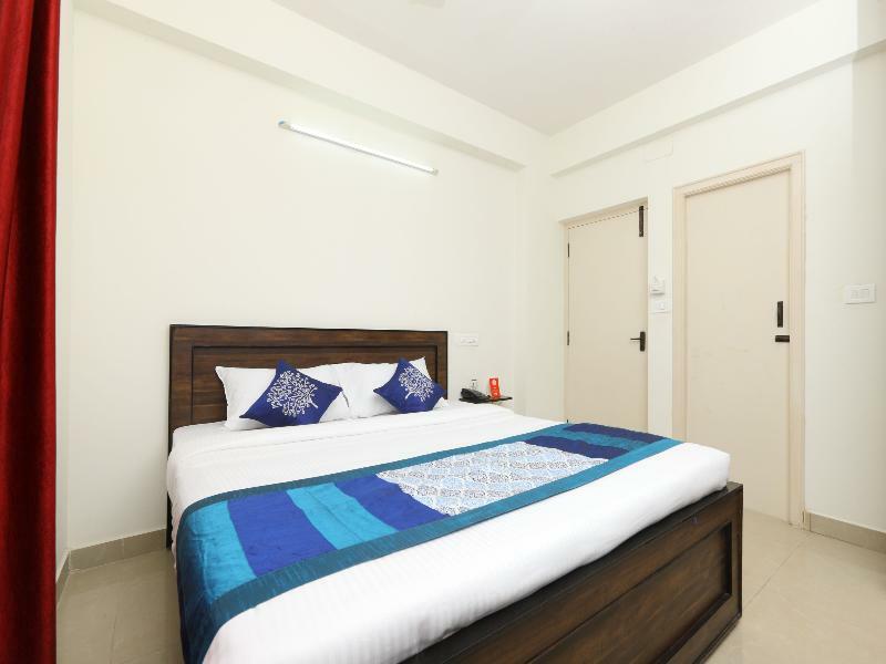 Oyo Flagship 14716 Omr Kelambakkam Hotel Chennai Exterior photo